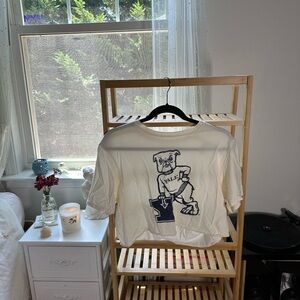 2000s Yale Bulldogs white and navy shirt size M